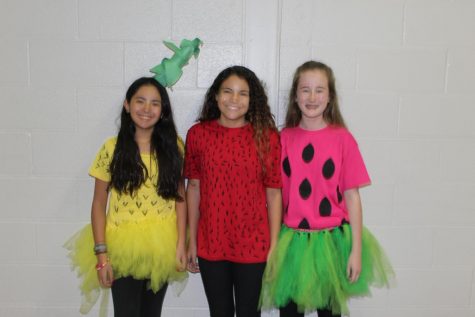 The last time students got to dress up for a theme week was during Spirit Week. Next week, they can participate in the theme days for Red Ribbon Week.