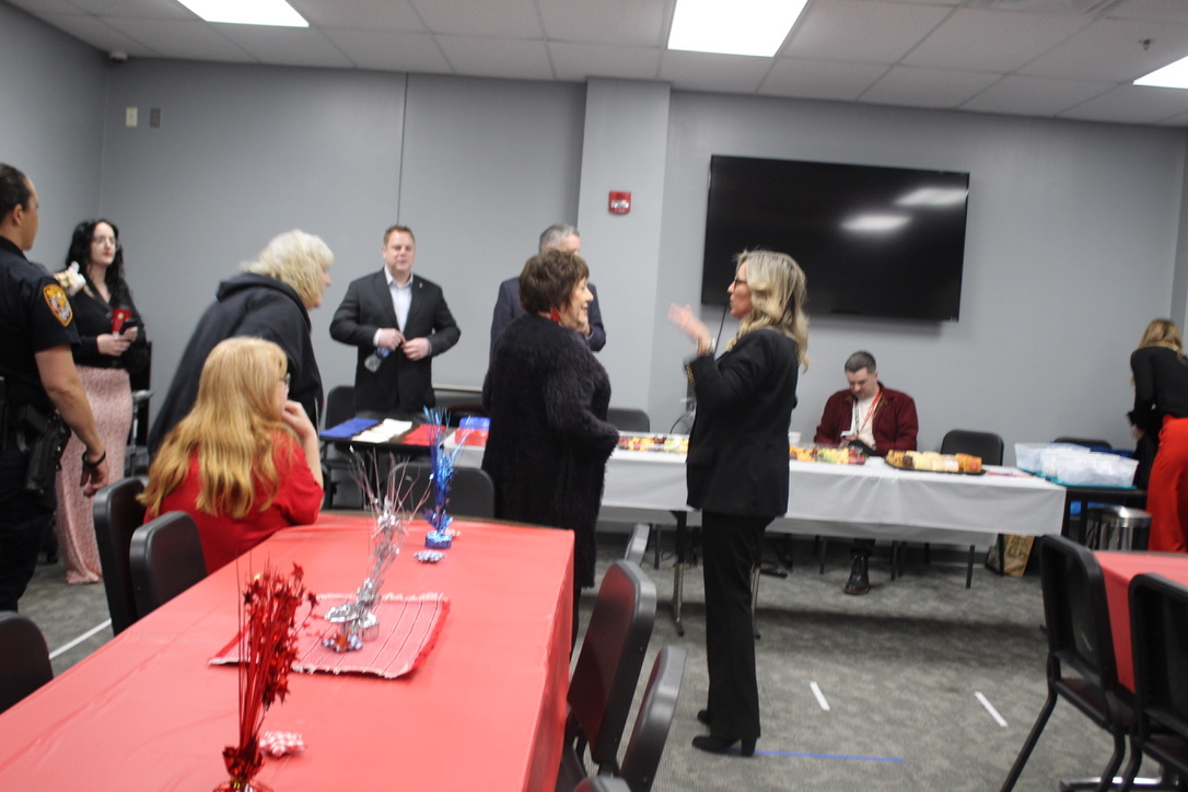 Duncan educators meet with Oklahoma legislators during the annual Legislative Breakfast.