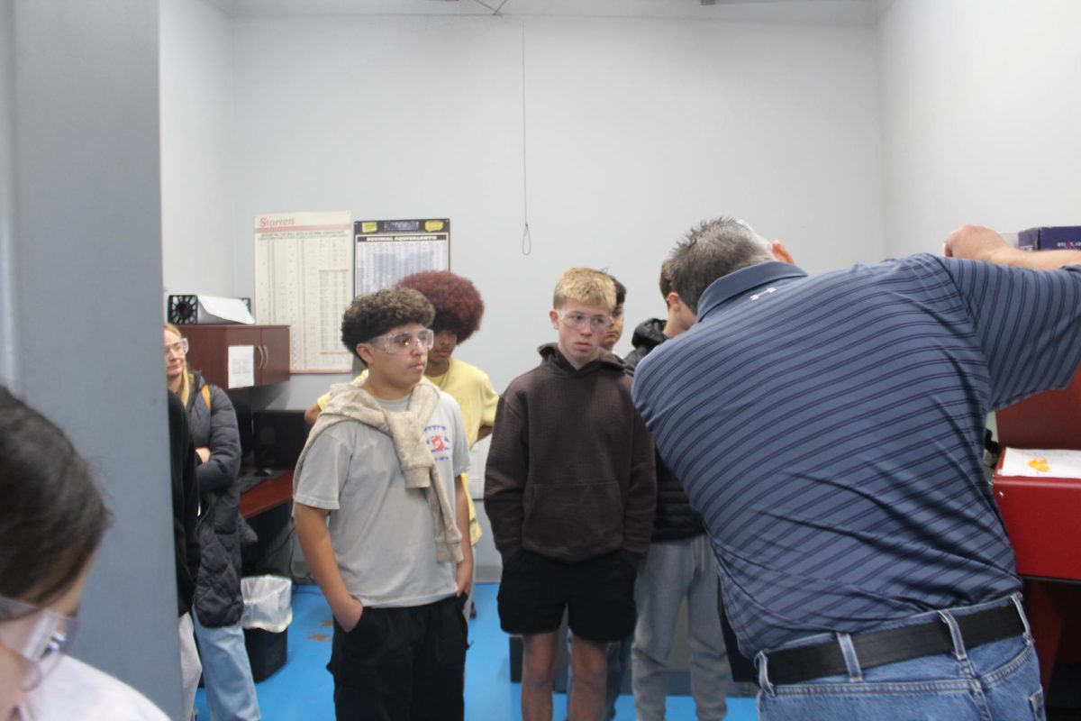 Eighth-graders participate in industry tours