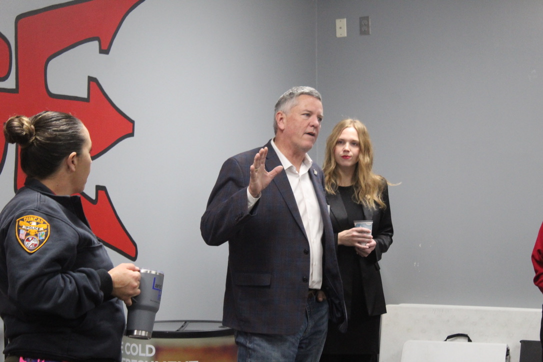 Sen. Spencer Kern talks during the ADE Legislative Breakfast in February.
