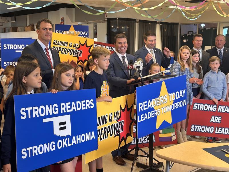 State Superintendent Lindel Fields reacts to literacy bill